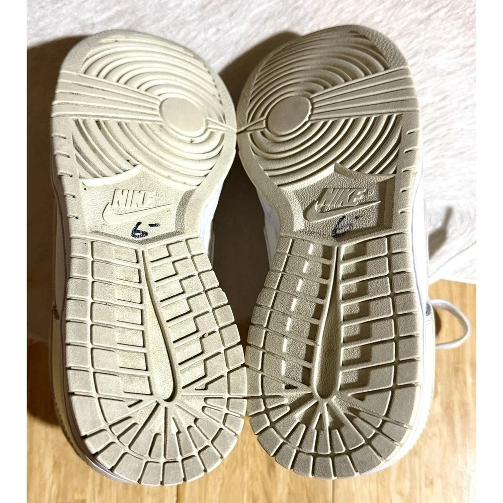 Nike Dunk Low top Coconut Milk‎ Men's size 6.5 Women's Size 8 Unisex
